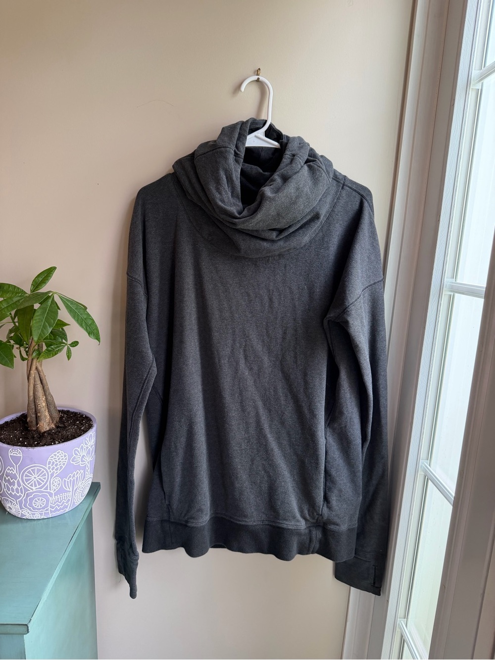 Lululemon Stress Less Hoodie size 8